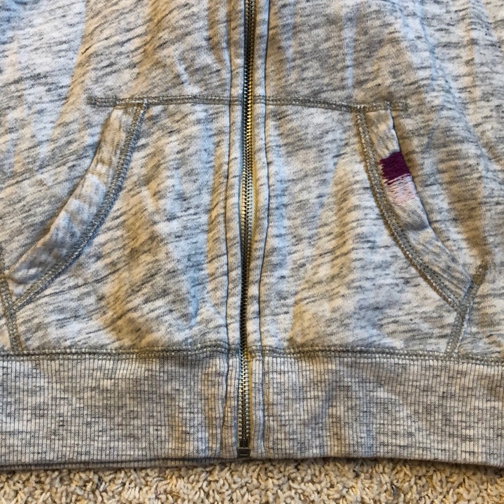 Zip-up - Picture 3 of 5